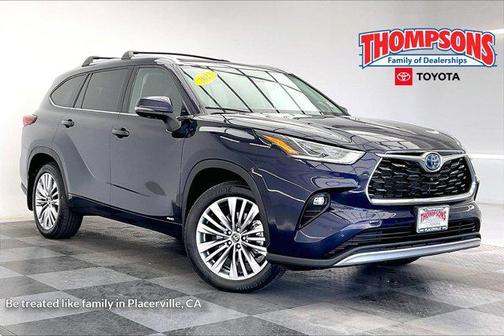 2023 Toyota Highlander Hybrid Platinum