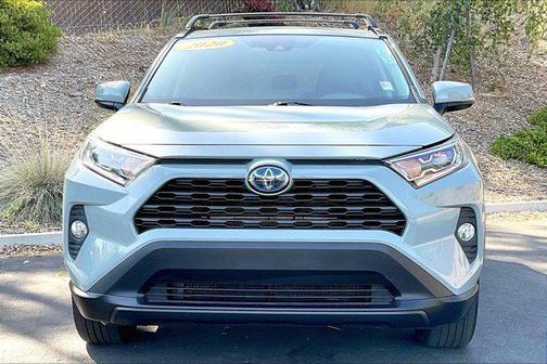 2020 Toyota RAV4 Hybrid XLE