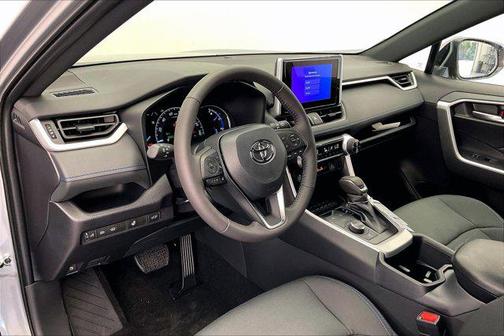 2025 Toyota RAV4 Hybrid SE
