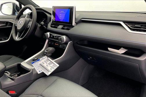 2025 Toyota RAV4 Hybrid SE