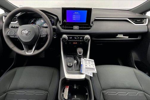2025 Toyota RAV4 Hybrid SE