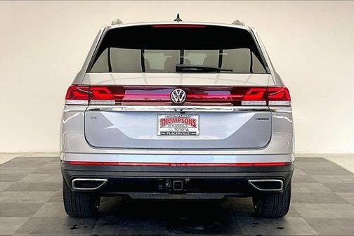 2024 Volkswagen Atlas 2.0T SE w/Technology 4MOTION