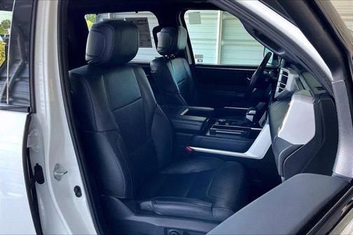 2022 Toyota Tundra Platinum