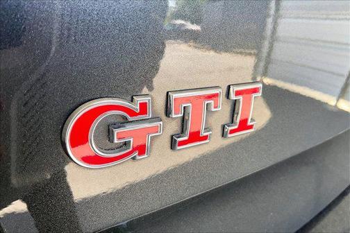 2016 Volkswagen Golf GTI 2.0T Autobahn w/Performance Package 4-Door