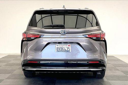 2021 Toyota Sienna Platinum 7 Passenger