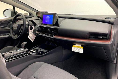 2025 Toyota Prius L