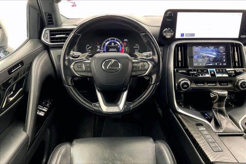 2022 Lexus LX 600 Luxury