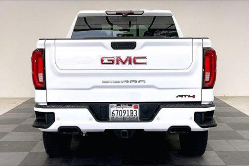 Summit White 2020 GMC Sierra 1500 AT4