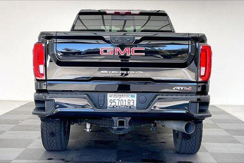 2022 GMC Sierra 2500 AT4