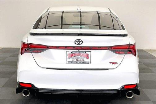 Wind Chill Pearl 2020 Toyota Avalon TRD