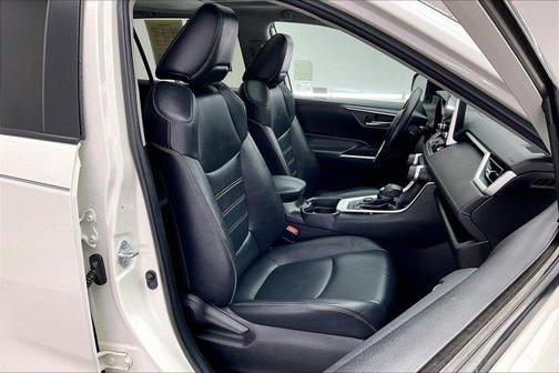 2021 Toyota RAV4 Hybrid XLE Premium