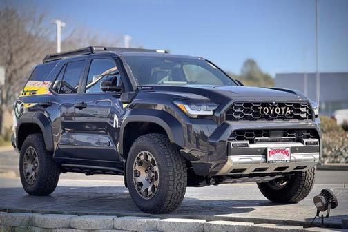 2026 Toyota 4Runner Hybrid Trailhunter