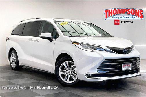 2022 Toyota Sienna Limited