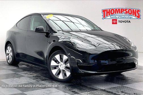 2022 Tesla Model Y Long Range Dual Motor All-Wheel Drive