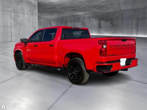 2025 Chevrolet Silverado 1500 Custom