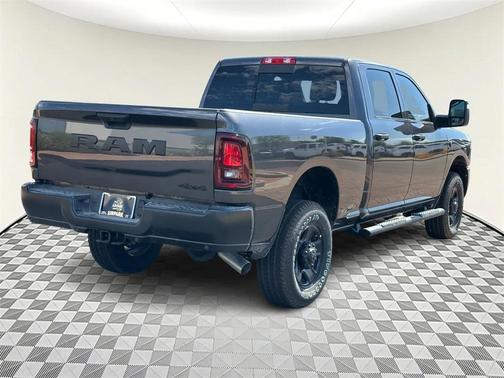 2025 RAM 2500 Tradesman Crew Cab 4x4 6'4' Box