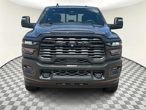 2025 RAM 2500 Tradesman Crew Cab 4x4 6'4' Box