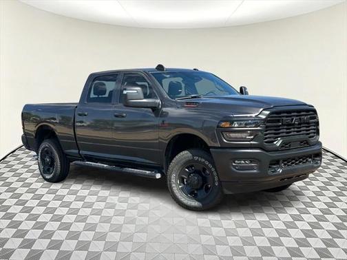 2025 RAM 2500 Tradesman Crew Cab 4x4 6'4' Box