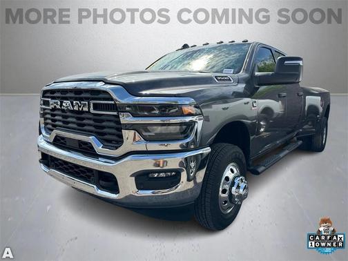 2025 RAM 3500 Tradesman Crew Cab 4x4 8' Box