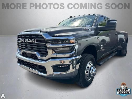 2025 RAM 3500 Tradesman Crew Cab 4x4 8' Box