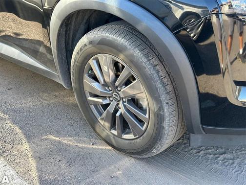 2022 Nissan Pathfinder SV 4WD