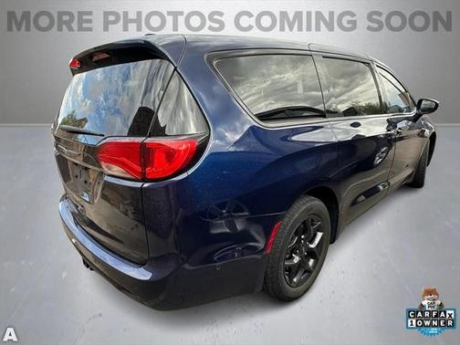 2020 Chrysler Pacifica Touring
