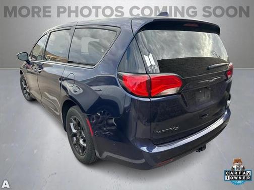 2020 Chrysler Pacifica Touring