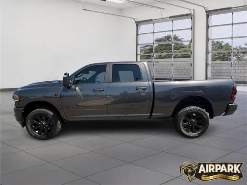 2024 RAM 2500 Laramie Crew Cab 4x4 6'4' Box