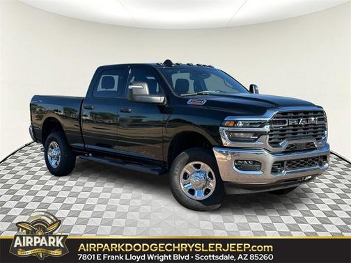 2025 RAM 2500 Tradesman Crew Cab 4x4 6'4' Box