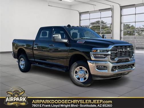 2025 RAM 2500 Tradesman Crew Cab 4x4 6'4' Box
