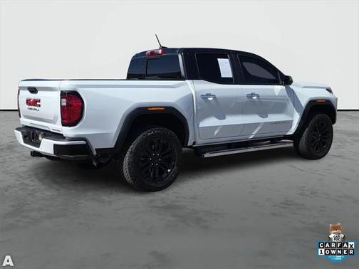 2024 GMC Canyon Denali