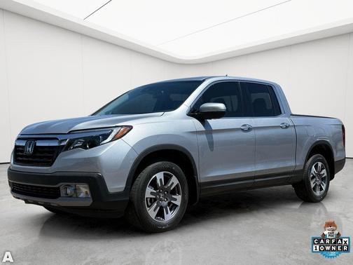 Lunar Silver Metallic 2019 Honda Ridgeline RTL-E