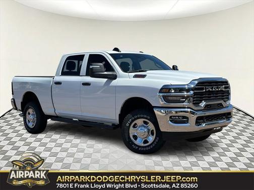 2025 RAM 2500 Tradesman Crew Cab 4x4 6'4' Box