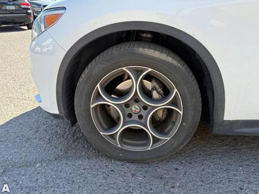 2019 Alfa Romeo Stelvio Base