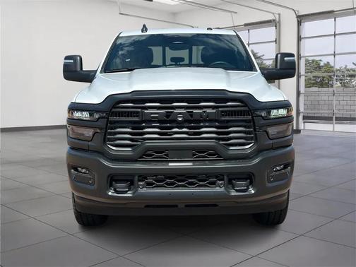 2025 RAM 2500 Tradesman Crew Cab 4x4 6'4' Box