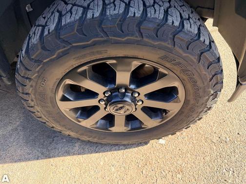 Granite Crystal Metallic Clearcoat 2022 RAM 2500 Laramie Crew Cab 4x4 6'4' Box