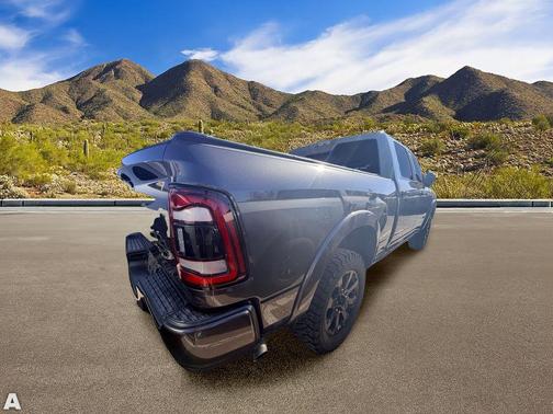 Granite Crystal Metallic Clearcoat 2022 RAM 2500 Laramie Crew Cab 4x4 6'4' Box
