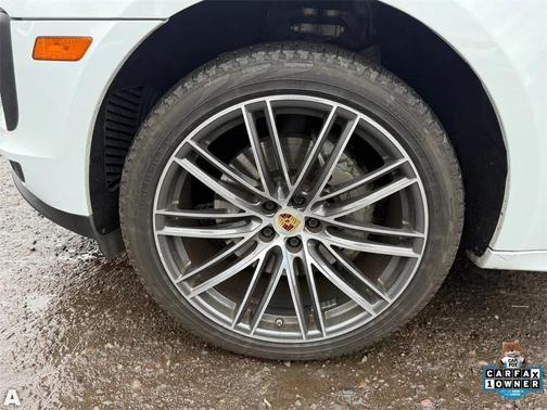 2021 Porsche Macan S