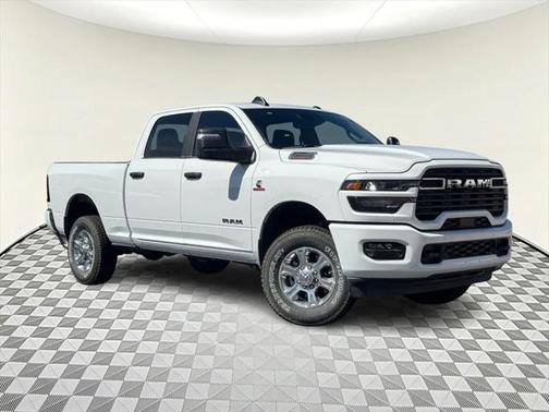 2025 RAM 2500 Big Horn Crew Cab 4x4 6'4' Box