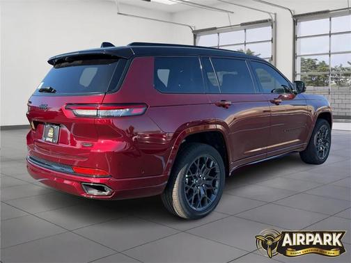 2025 Jeep Grand Cherokee L Summit Reserve