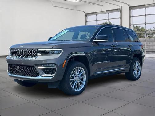2025 Jeep Grand Cherokee Summit