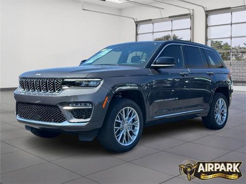 2025 Jeep Grand Cherokee Summit