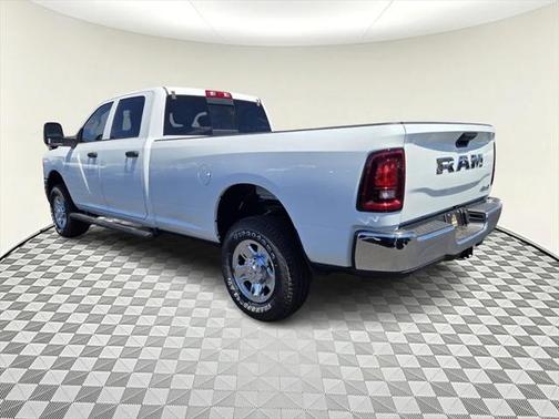 2025 RAM 2500 Tradesman Crew Cab 4x4 8' Box