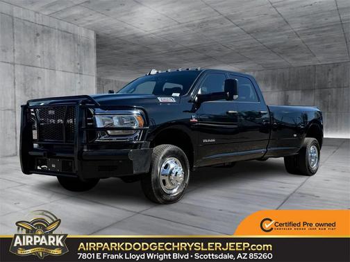 2022 RAM 3500 Tradesman Crew Cab 4x4 8' Box