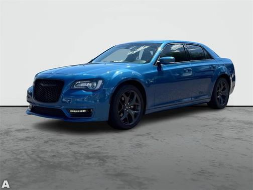 2023 Chrysler 300 Touring