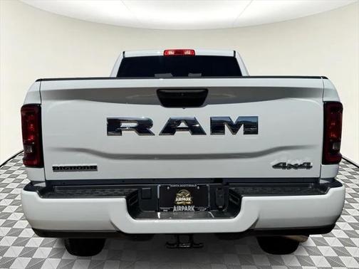 2025 RAM 2500 Big Horn Crew Cab 4x4 6'4' Box