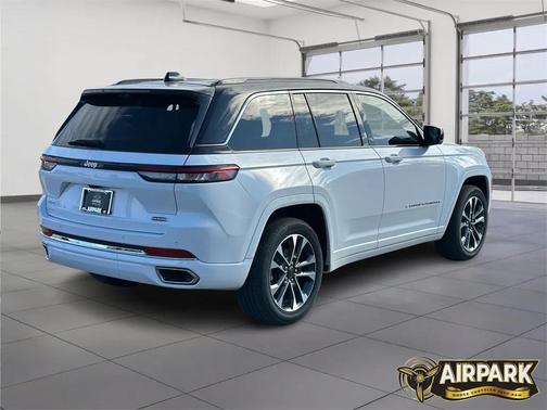 2025 Jeep Grand Cherokee Overland