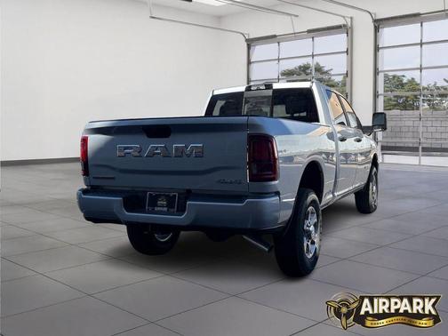 2026 RAM 2500 Big Horn Crew Cab 4x4 6'4' Box