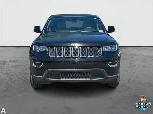 2022 Jeep Grand Cherokee Laredo