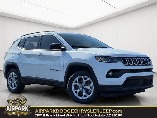 Bright White Clearcoat 2026 Jeep Compass Latitude